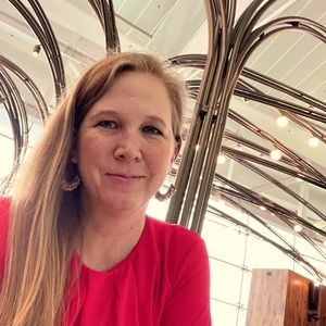 Meet your Posher, Amy lynn